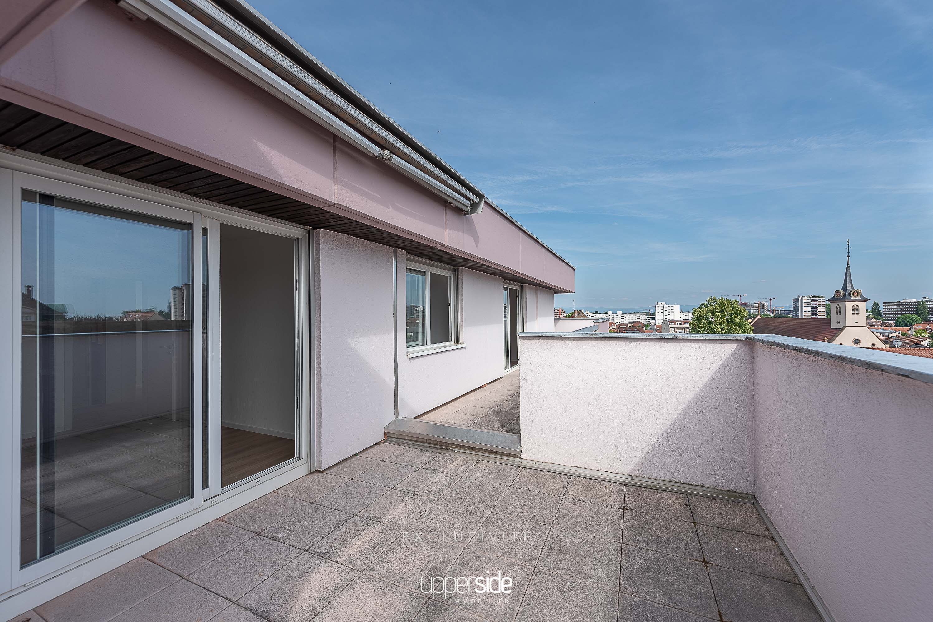 JULIETTA – Très bel appartement 3p en toiture terrasse + Garage Image