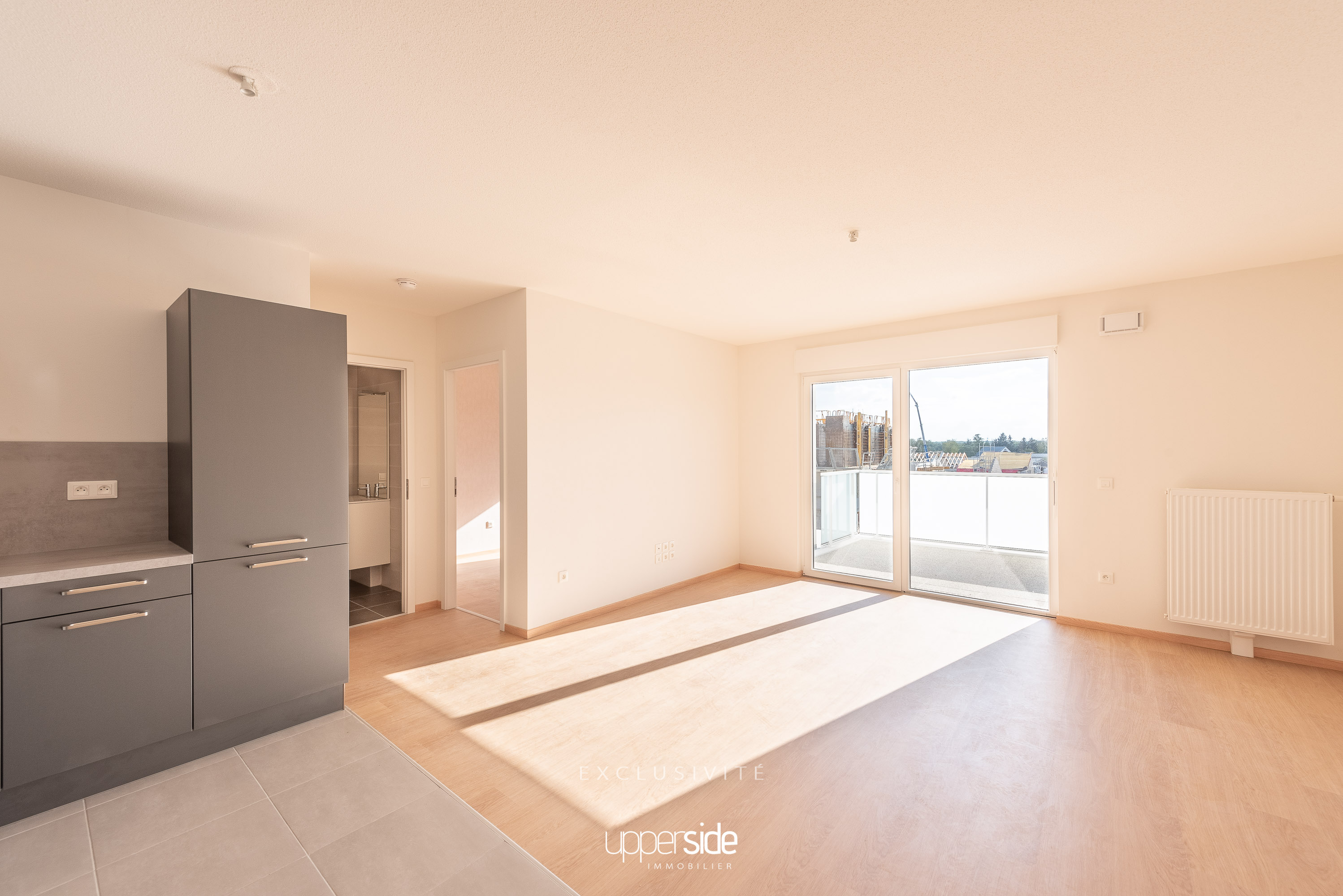 VIVA – Appartement 2 pièces récent orienté sud avec balcon et parking Image