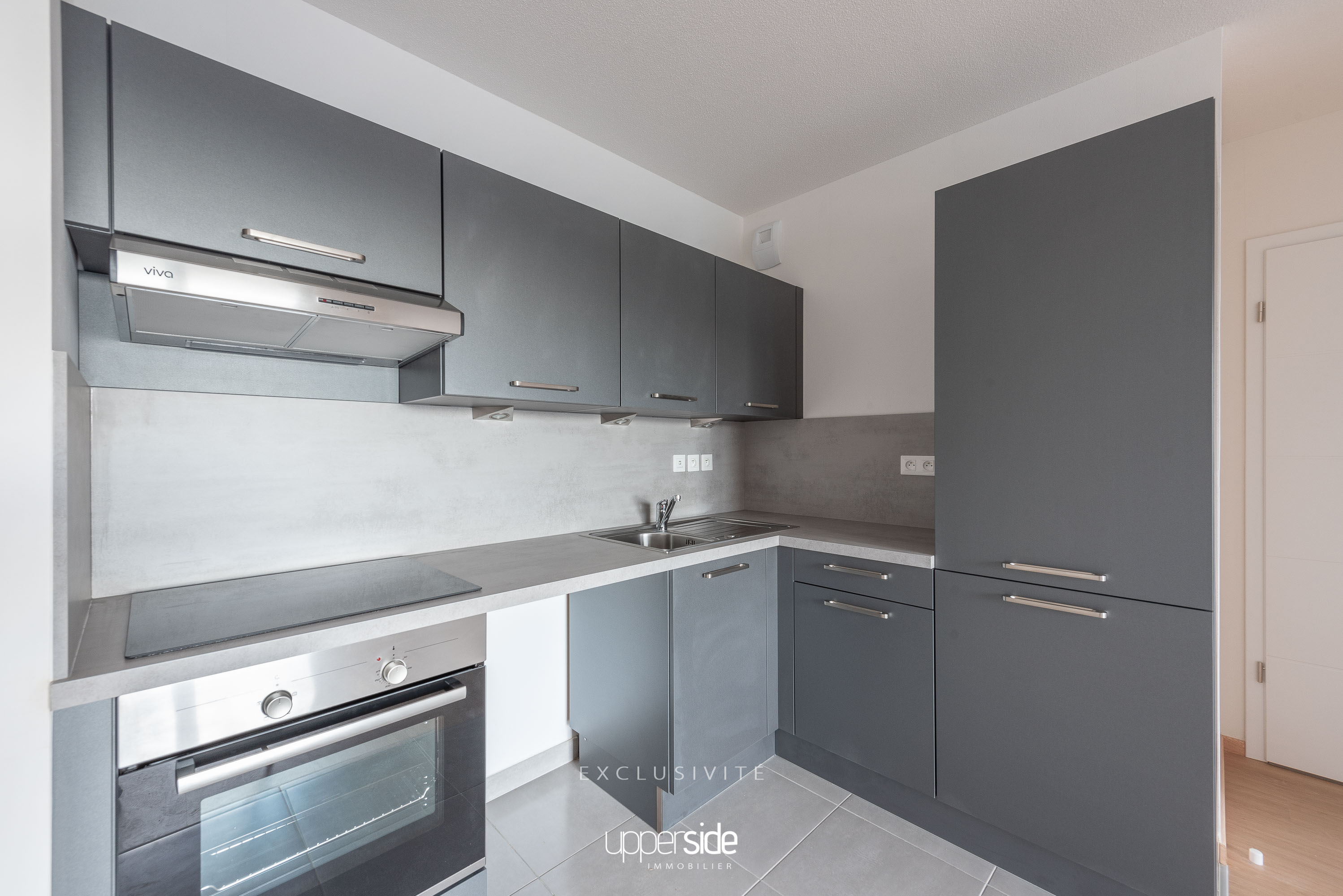 VIVA – Appartement 2 pièces récent orienté sud avec balcon et parking Image