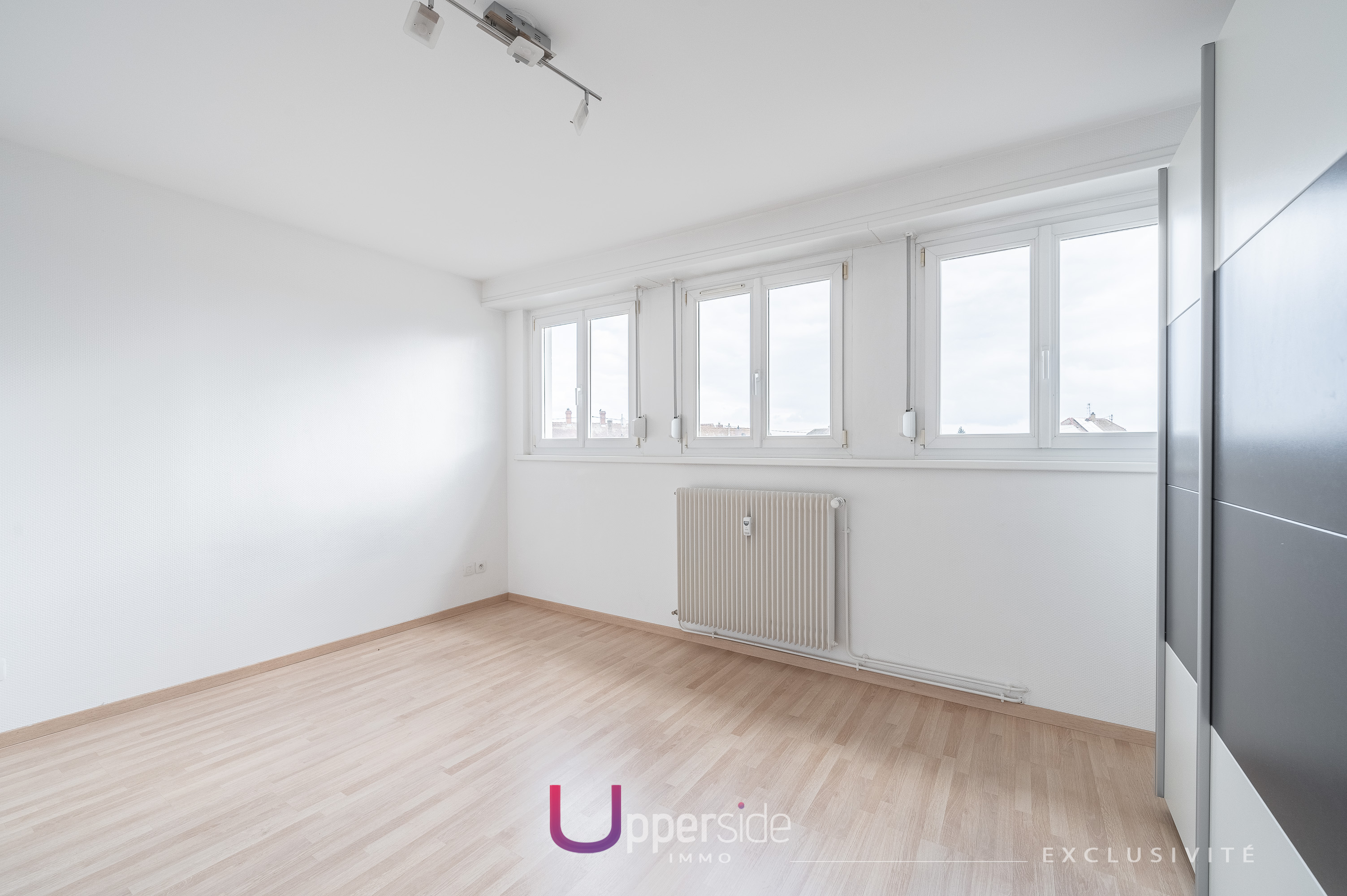 HORUS – Appartement 4 pièces au dernier étage en très bon état Image
