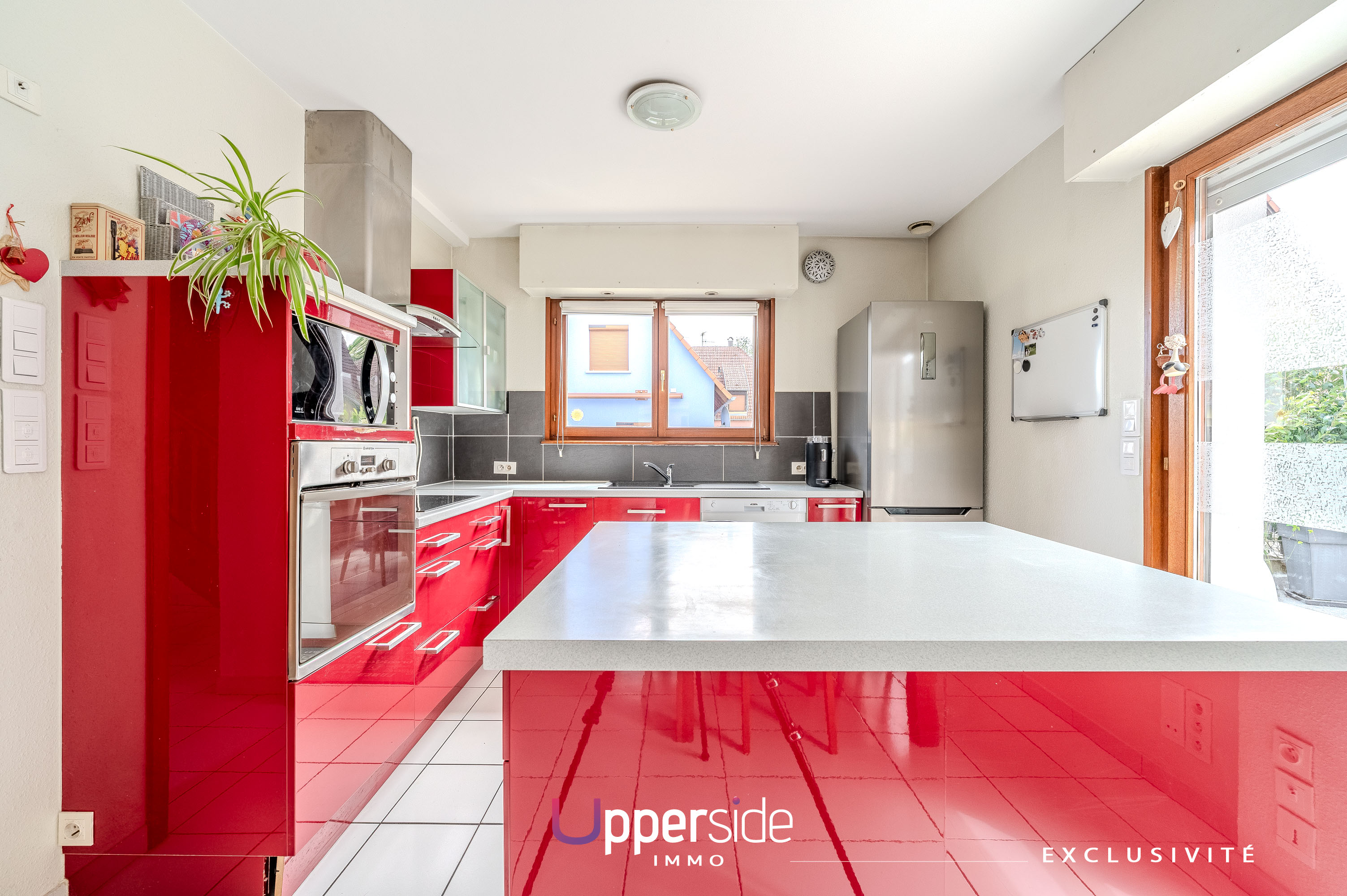 VAIANA – Charmante maison dans un quartier résidentiel très calme Image