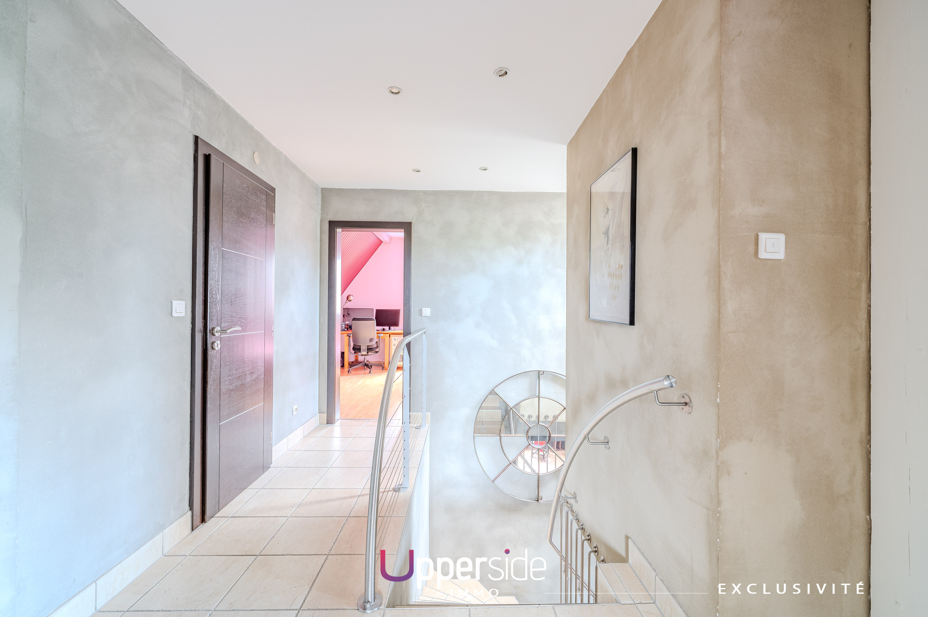 NIRVANA – Maison familiale coup de coeur avec piscine et terrasses Image