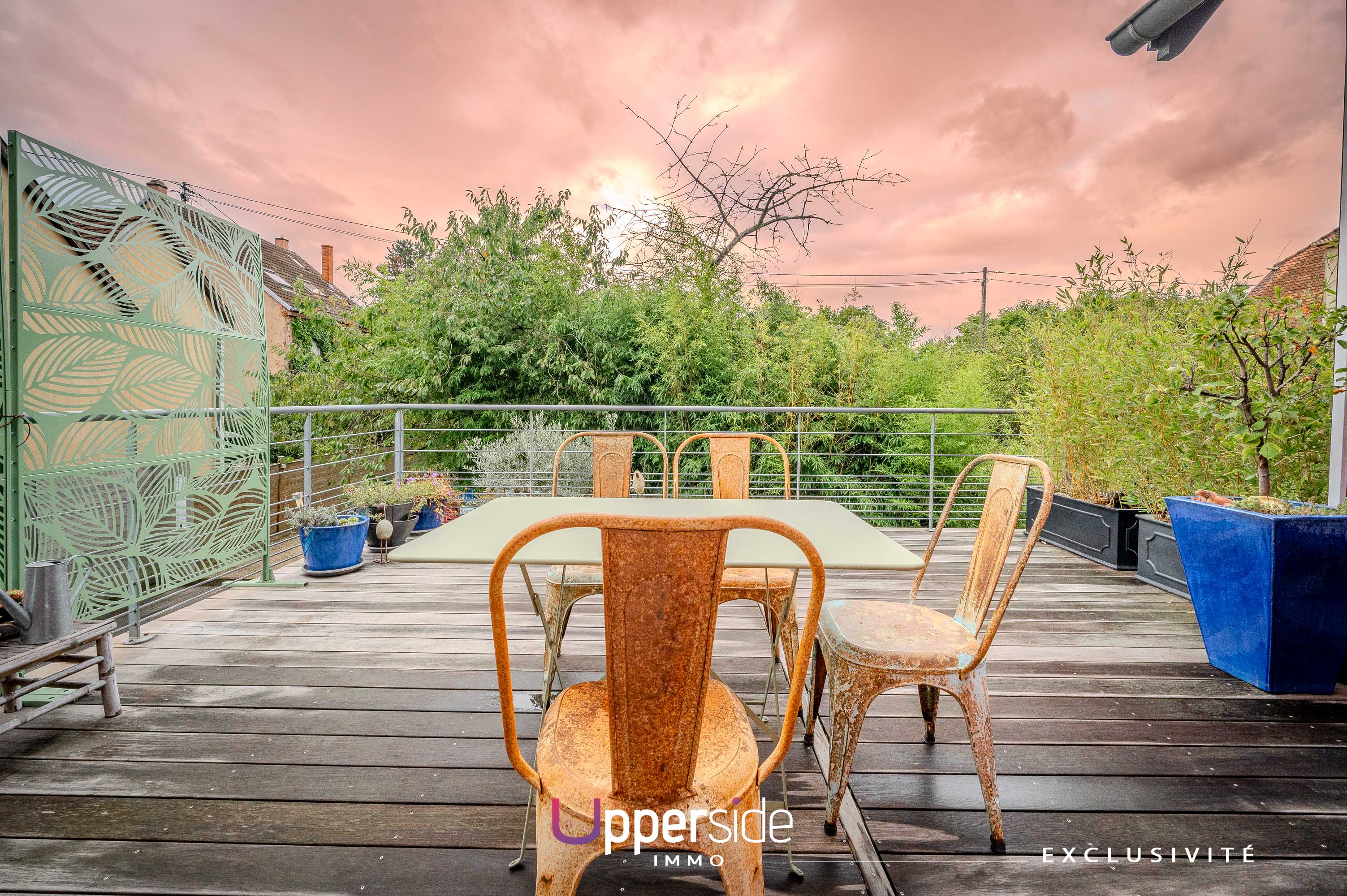 NIRVANA – Maison familiale coup de coeur avec piscine et terrasses Image
