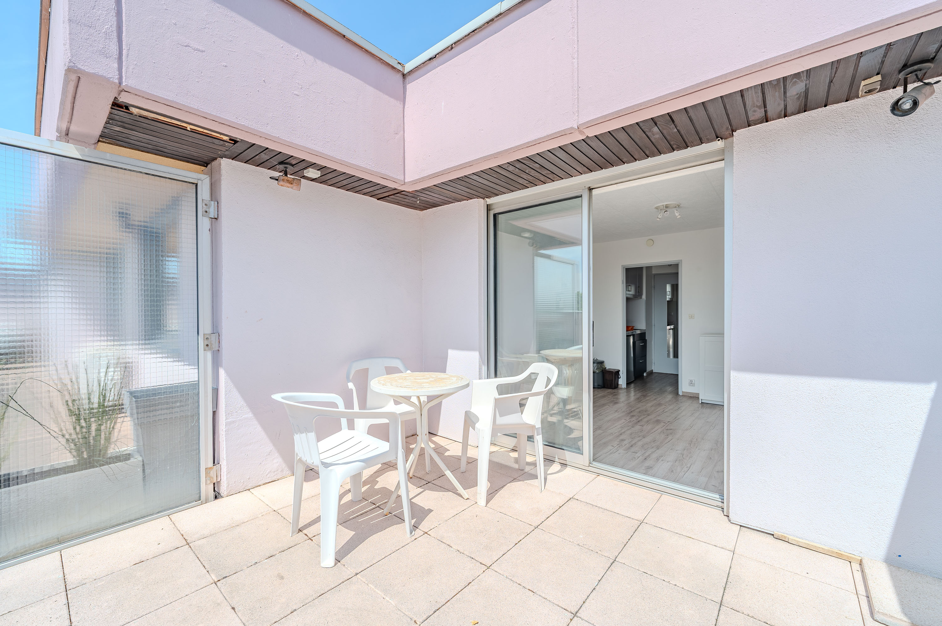 BLUEFISH – Rare sur Schiltigheim : studio meublé avec terrasse vue dégagée Image