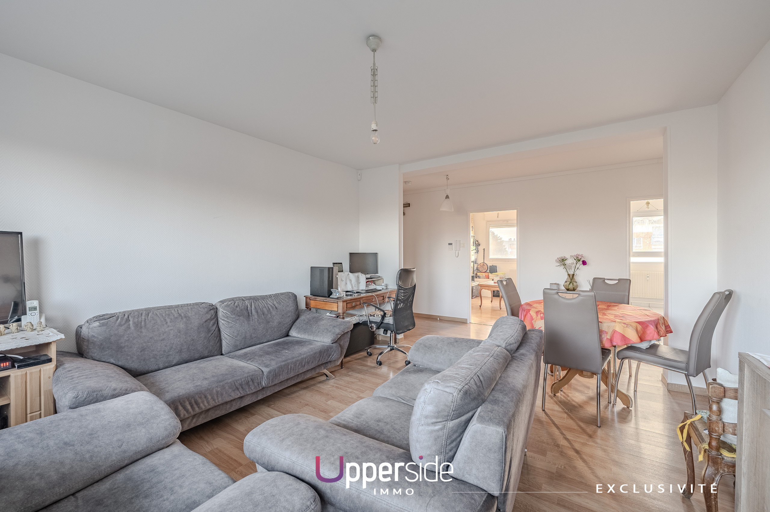 VENEZIA – Appartement 3 pièces avec balcon, garage et cave Image